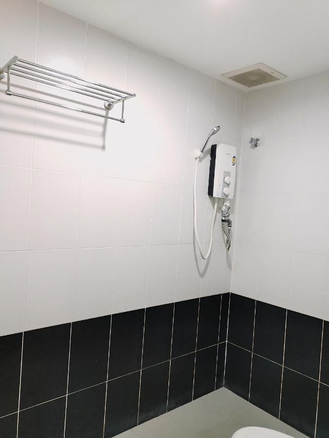 Hkf Hotel Kajang Esterno foto