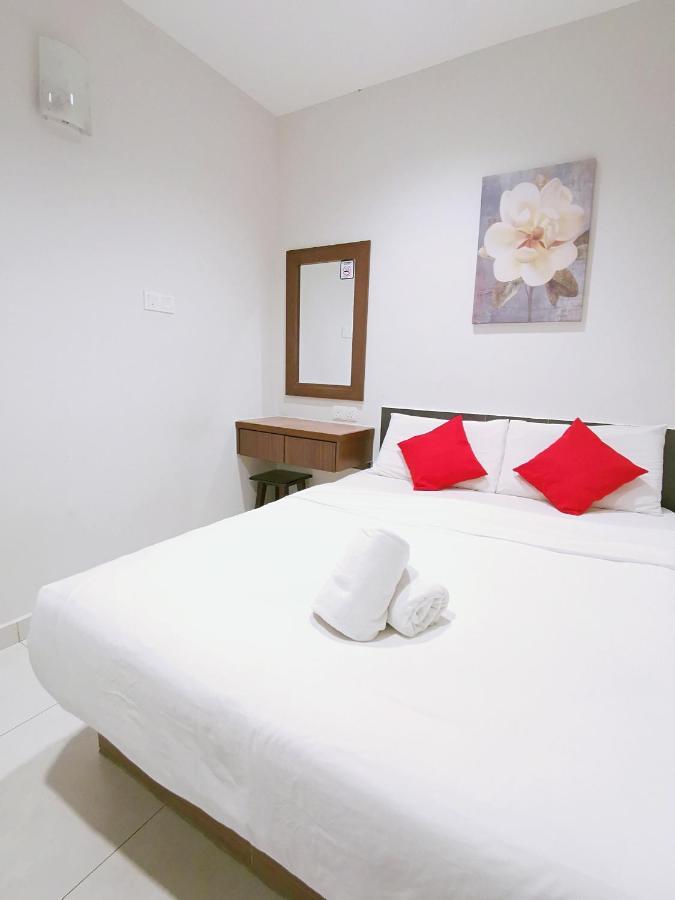 Hkf Hotel Kajang Esterno foto
