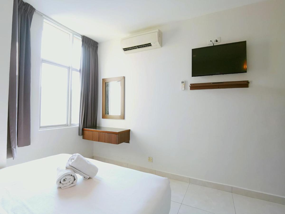 Hkf Hotel Kajang Esterno foto