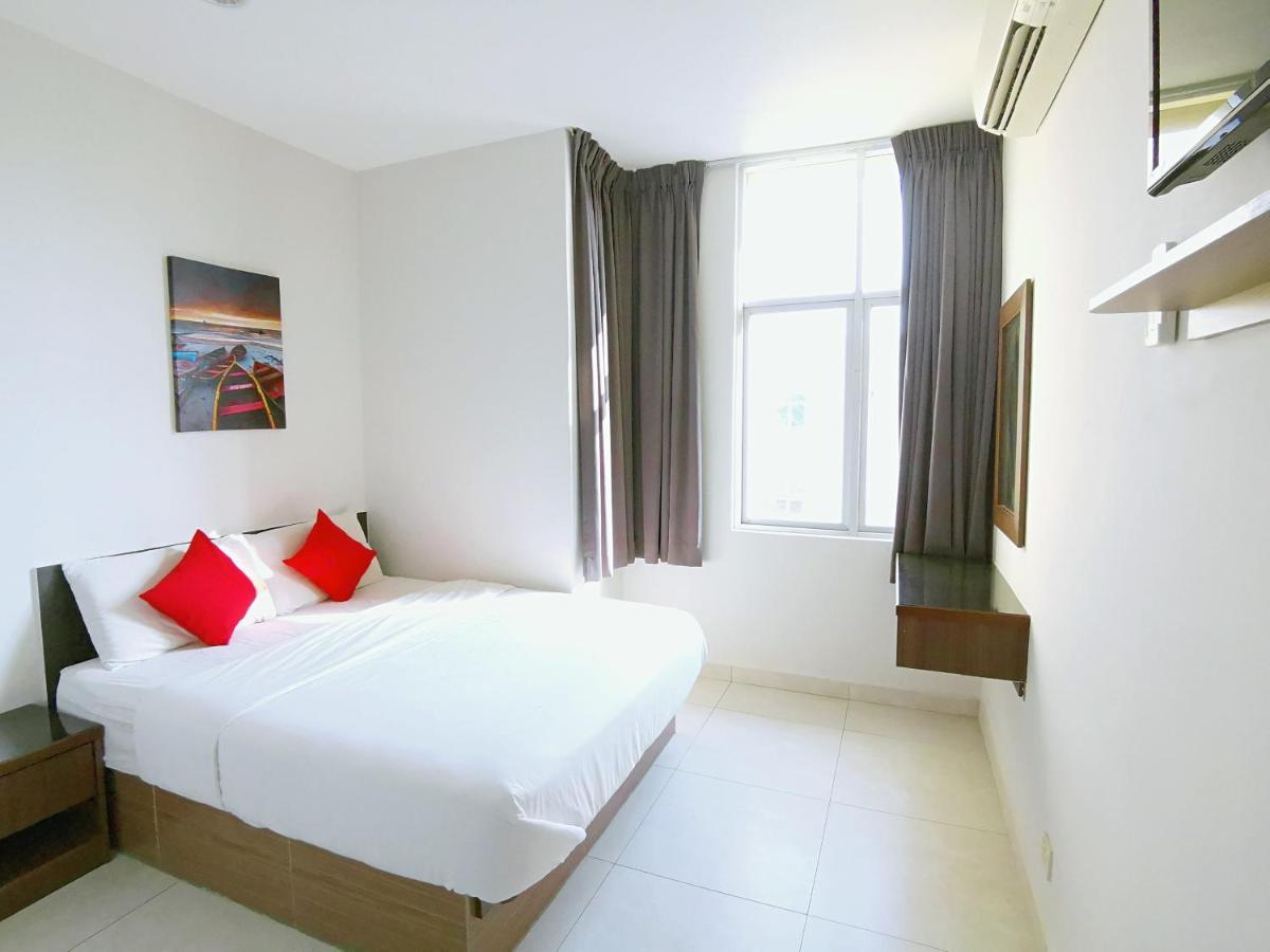Hkf Hotel Kajang Esterno foto